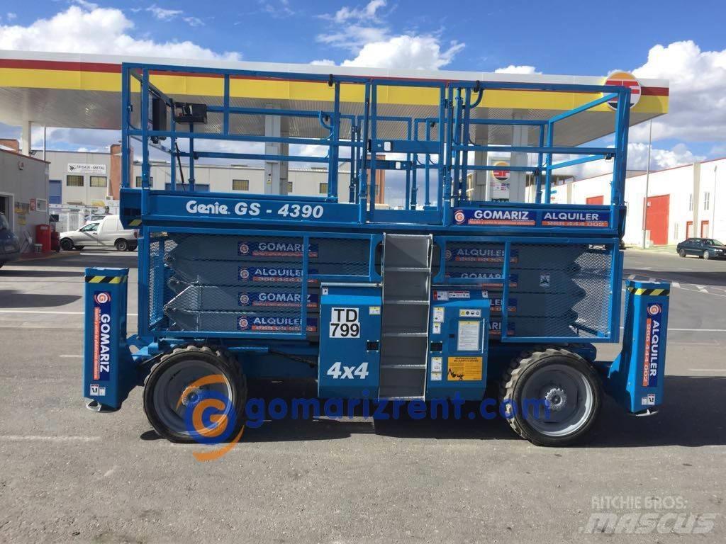 Genie GS 4390 剪式升降機