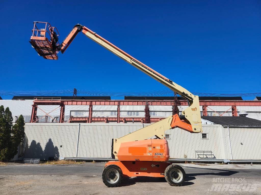 JLG 800 AJ 曲臂高空作業車