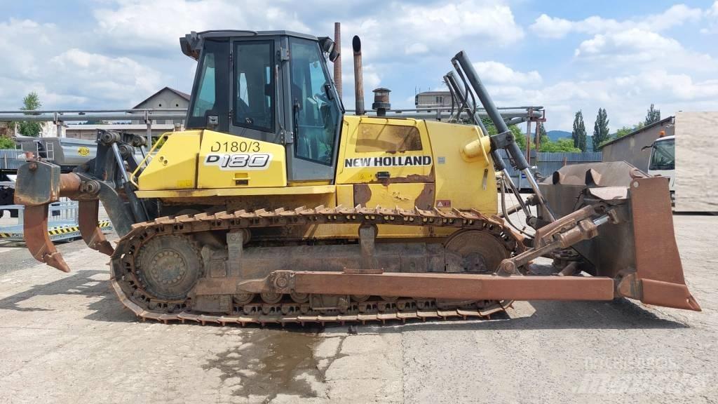 New Holland D 180 履帶推土機