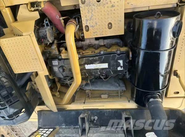 CAT 330 D 履帶式 挖土機/掘鑿機/挖掘機