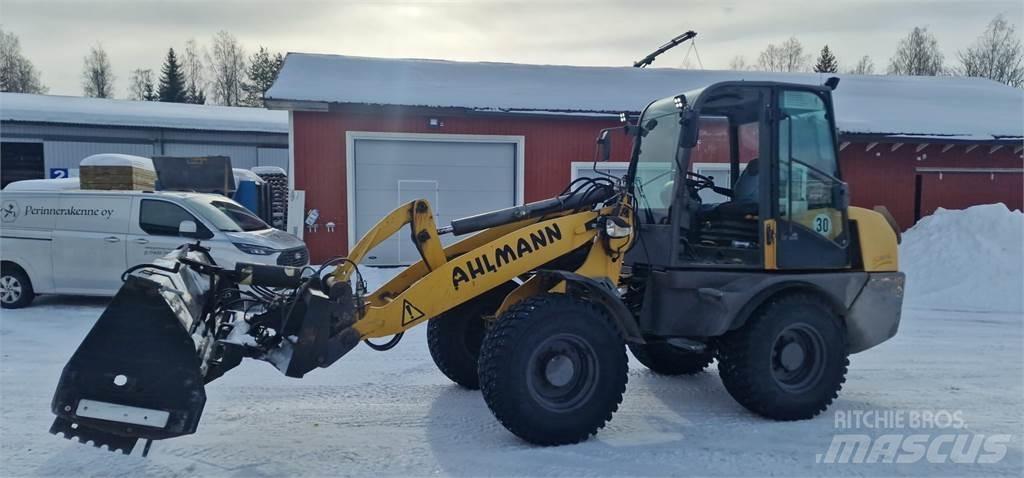Ahlmann AL100 多用途機械