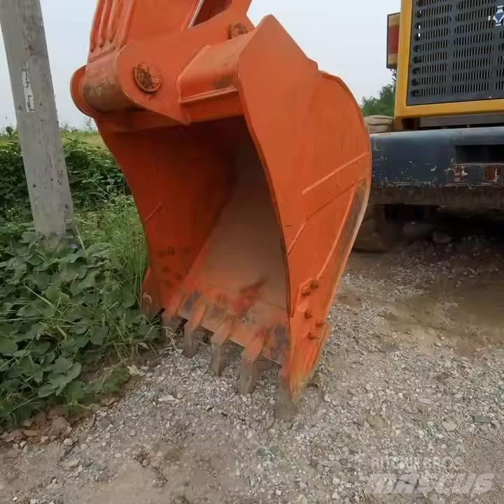 Doosan DH 220 LC-7 履帶式 挖土機/掘鑿機/挖掘機