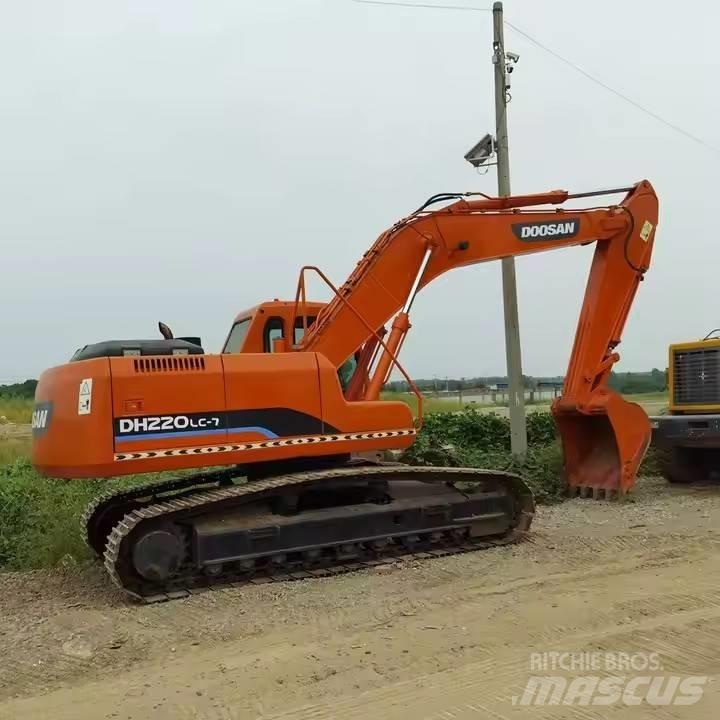 Doosan DH 220 LC-7 履帶式 挖土機/掘鑿機/挖掘機