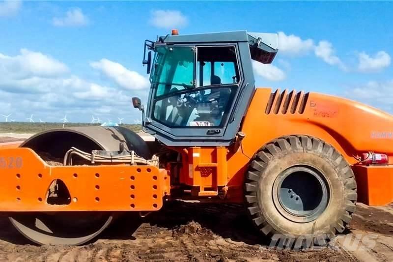 Hamm 3520 複合式滾壓機