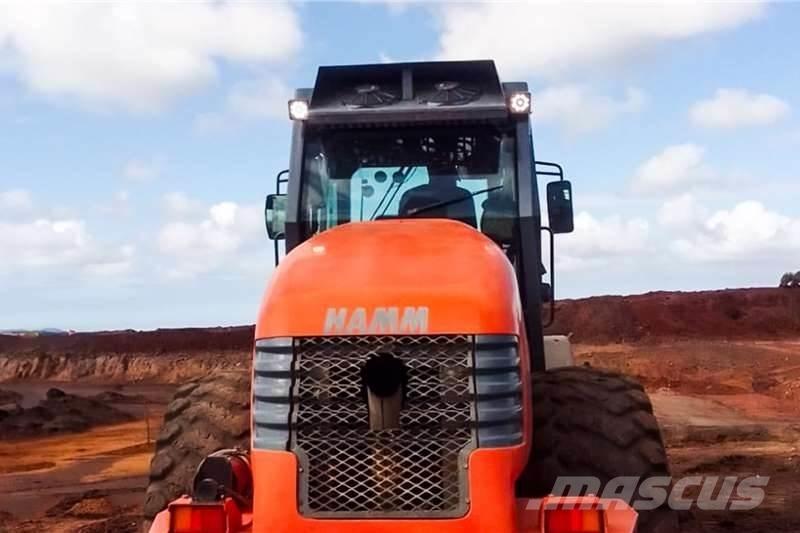 Hamm 3520 複合式滾壓機