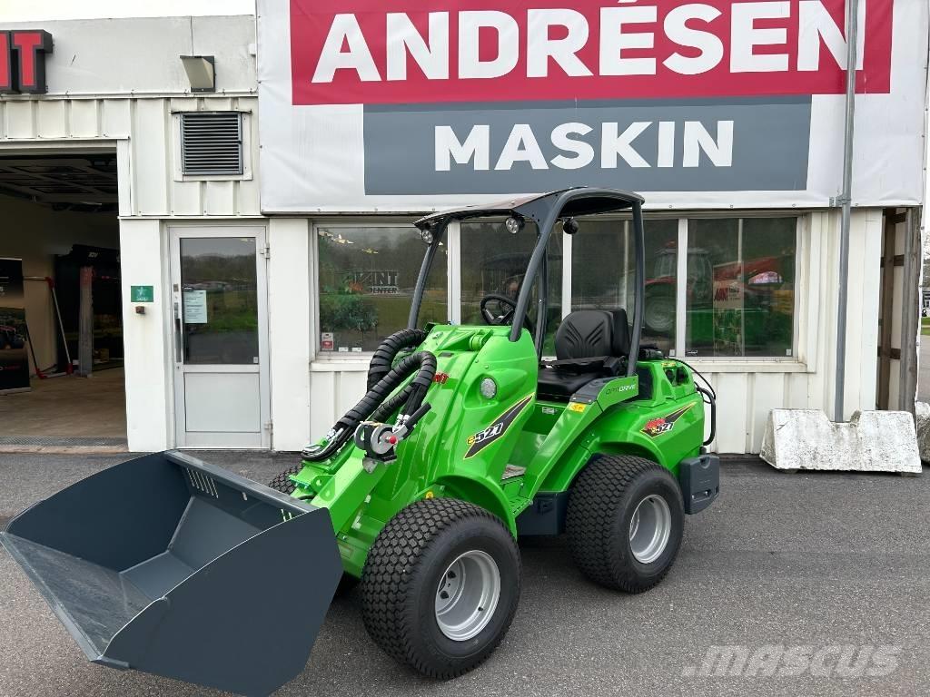 Avant E 527 滑移轉向裝載機