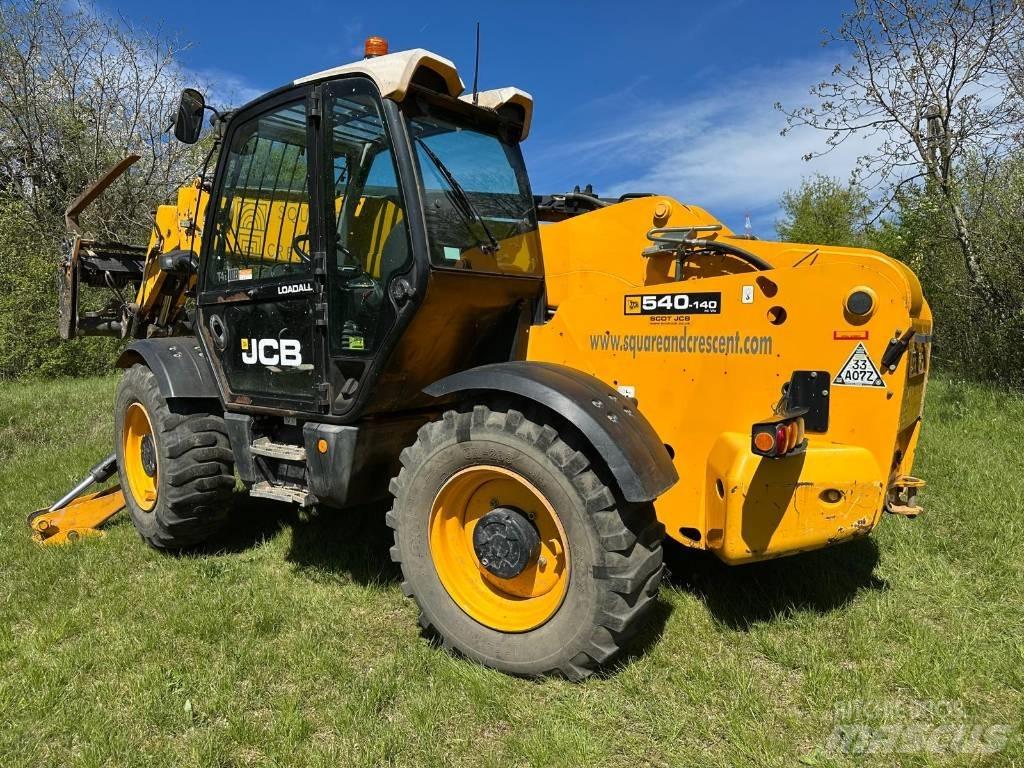 JCB 540-140 伸縮臂操作車