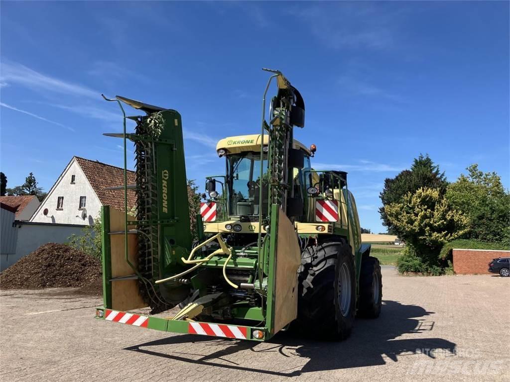 Krone BIG X 700 自走式飼料採集機