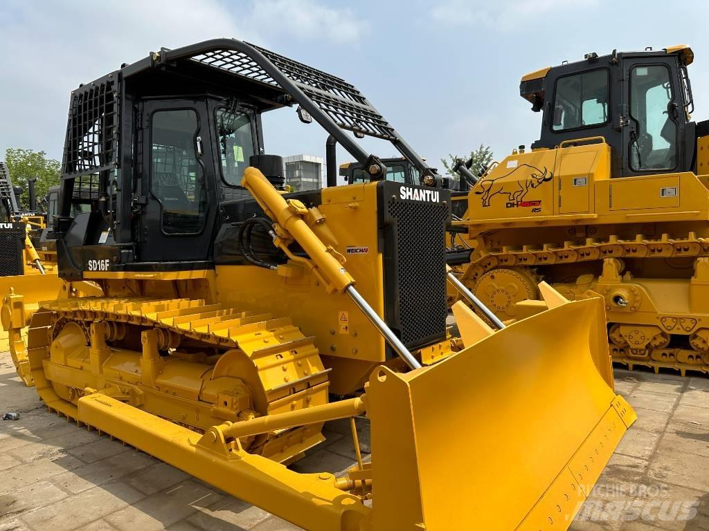 Shantui SD16 履帶推土機