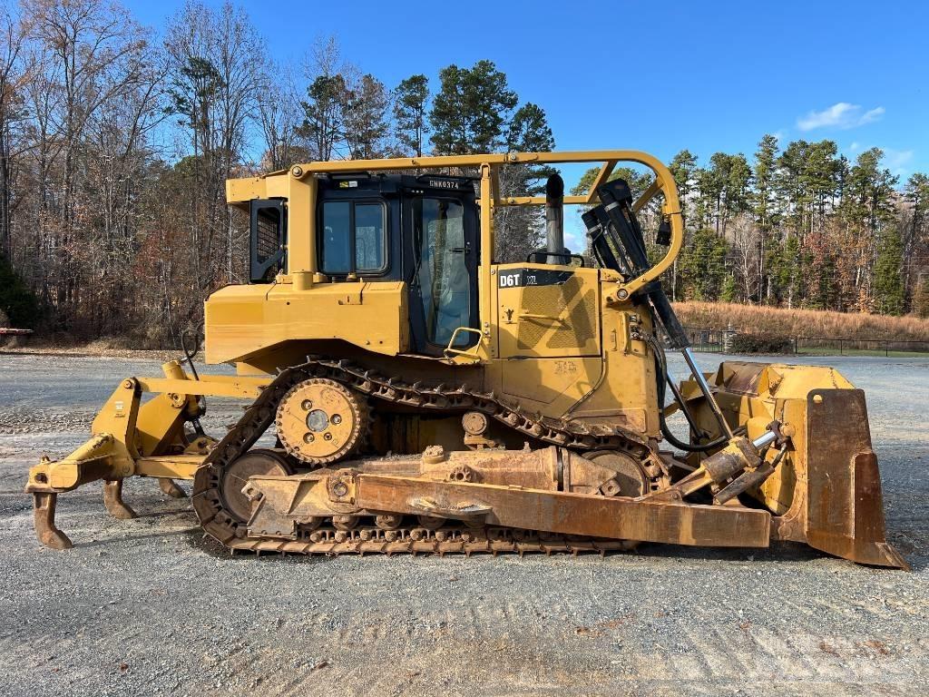 CAT D 6 T XL 履帶推土機