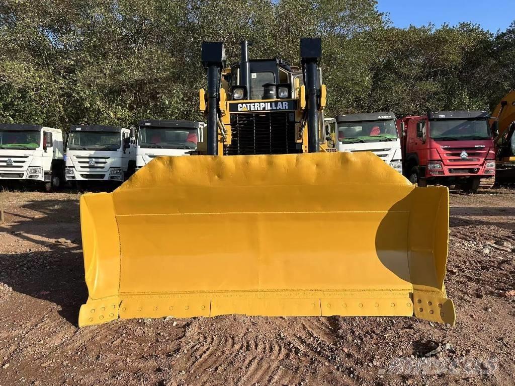 CAT D 8 R 履帶推土機