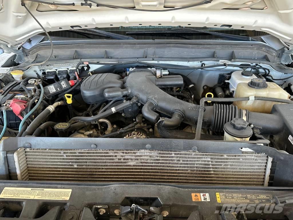 Ford F 550 皮卡.傳統半斗卡車/側卸板