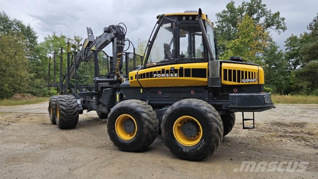 Ponsse Elephant 集運機