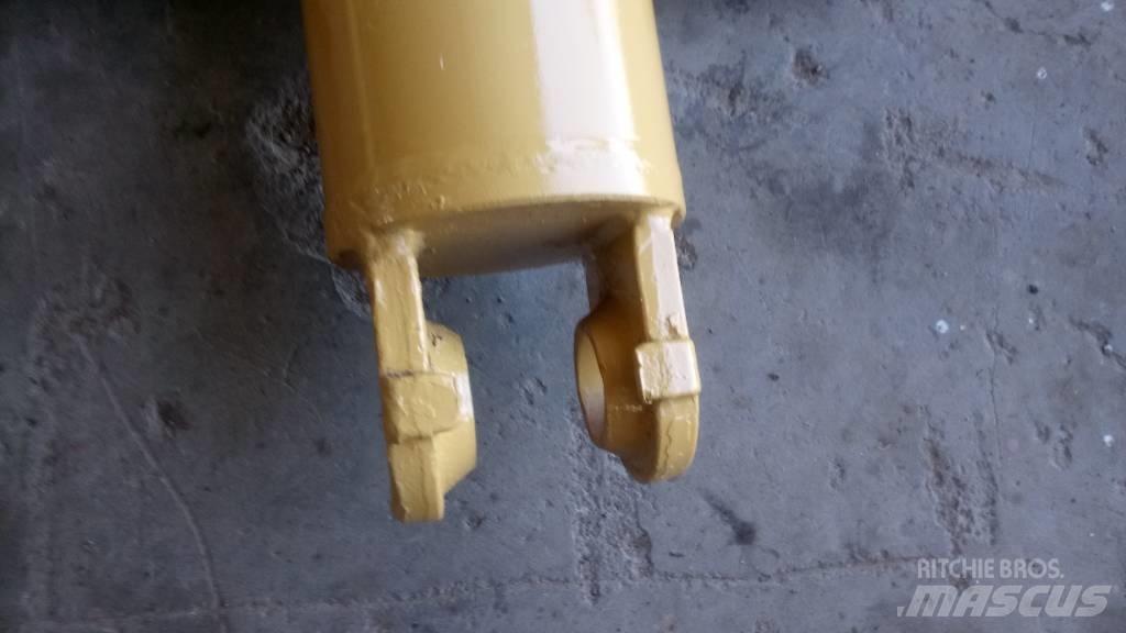 Volvo A 30 油壓