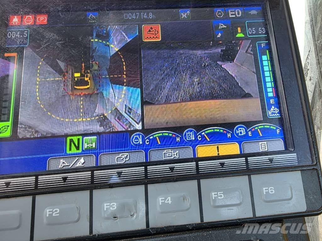 Komatsu PW 148-11 履帶推土機