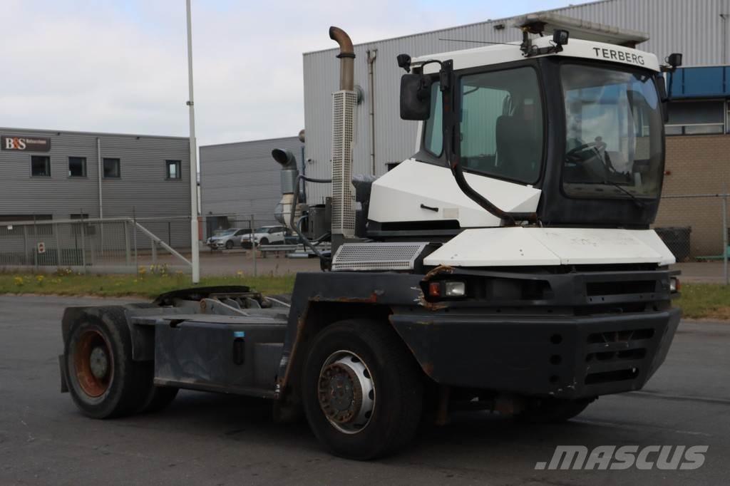 Terberg RT222 終端式曳引機