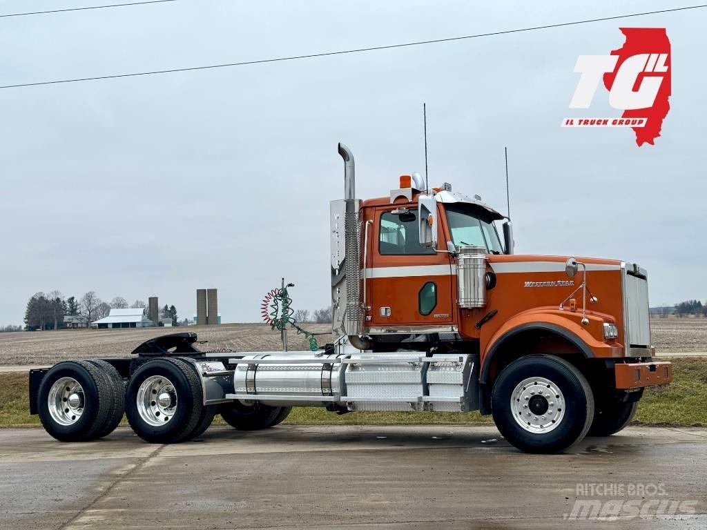 Western Star 4900 曳引機組件