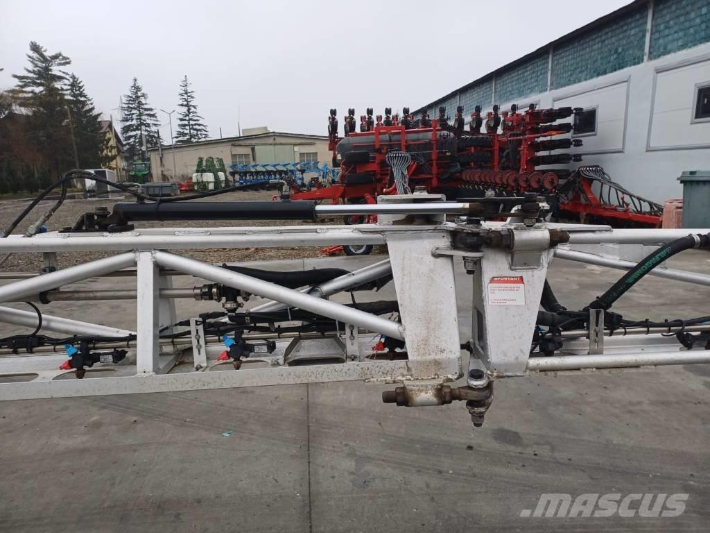 Fendt Rogator 635 肥料撒佈機