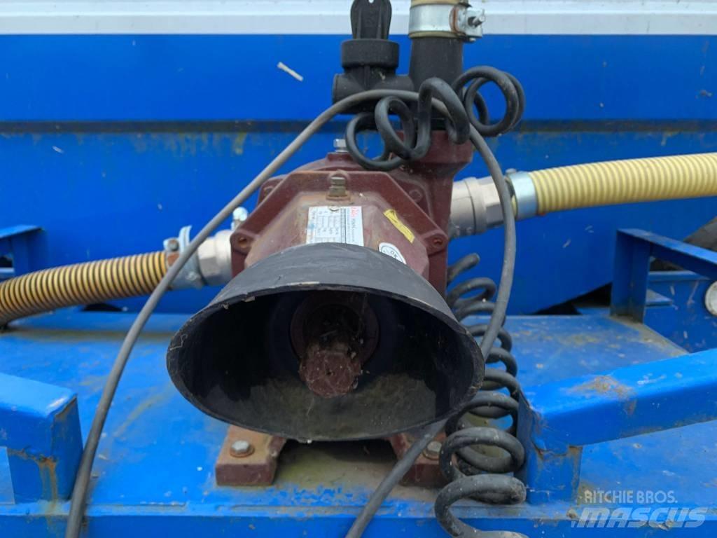  KuzeyAgro KA10TW 水肥車