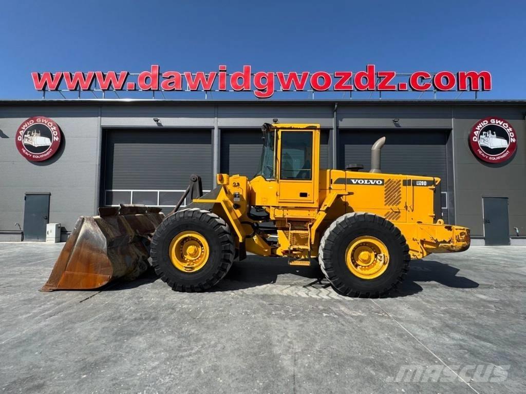 Volvo L 120 D 輪胎式裝載機