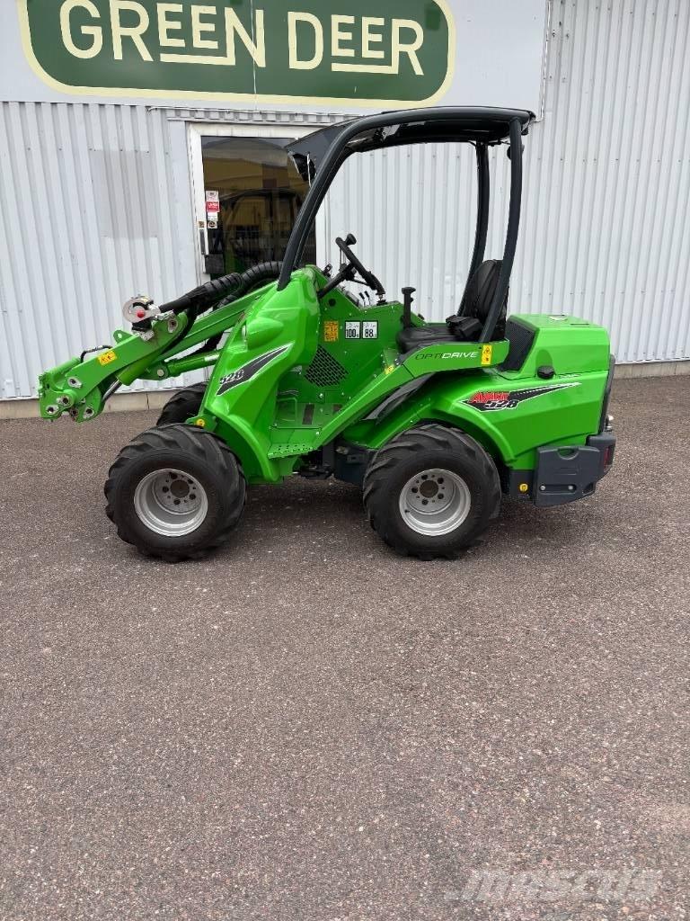 Avant 528 多用途機械