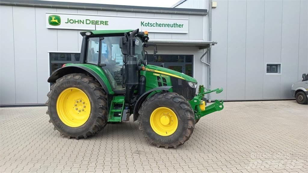 John Deere 6120M 曳引機