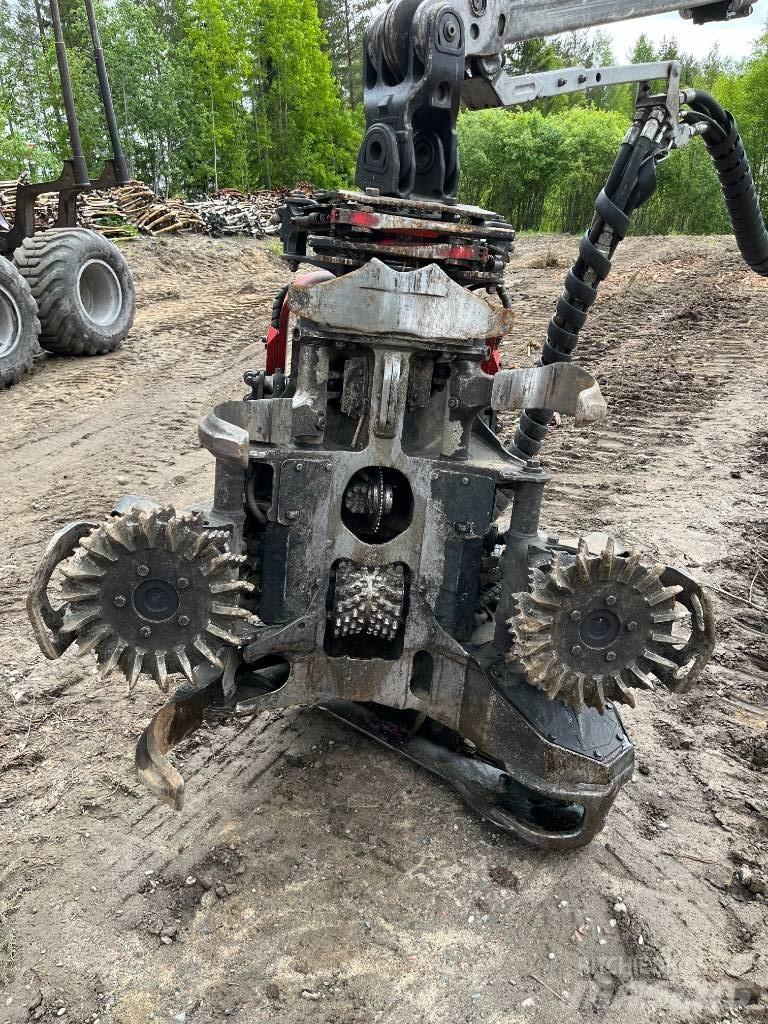 Komatsu 901XC 收穫機