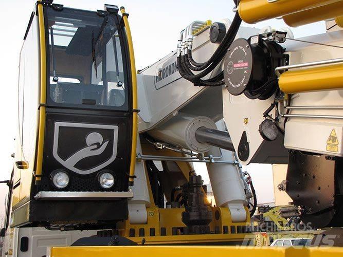Hidrokon HK 90 L6 全路面起重機/吊車