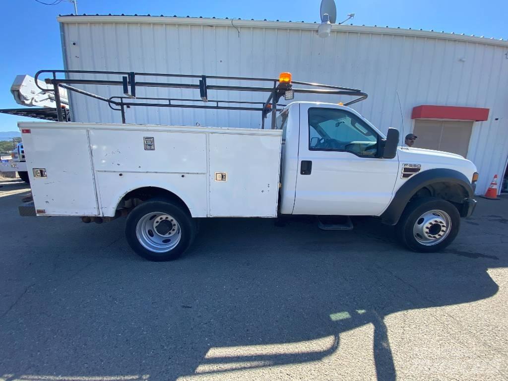 Ford F 550 都市/通用型車輛