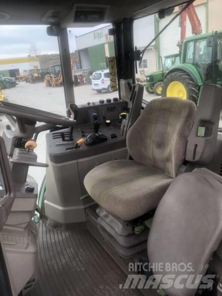 John Deere 6330 曳引機