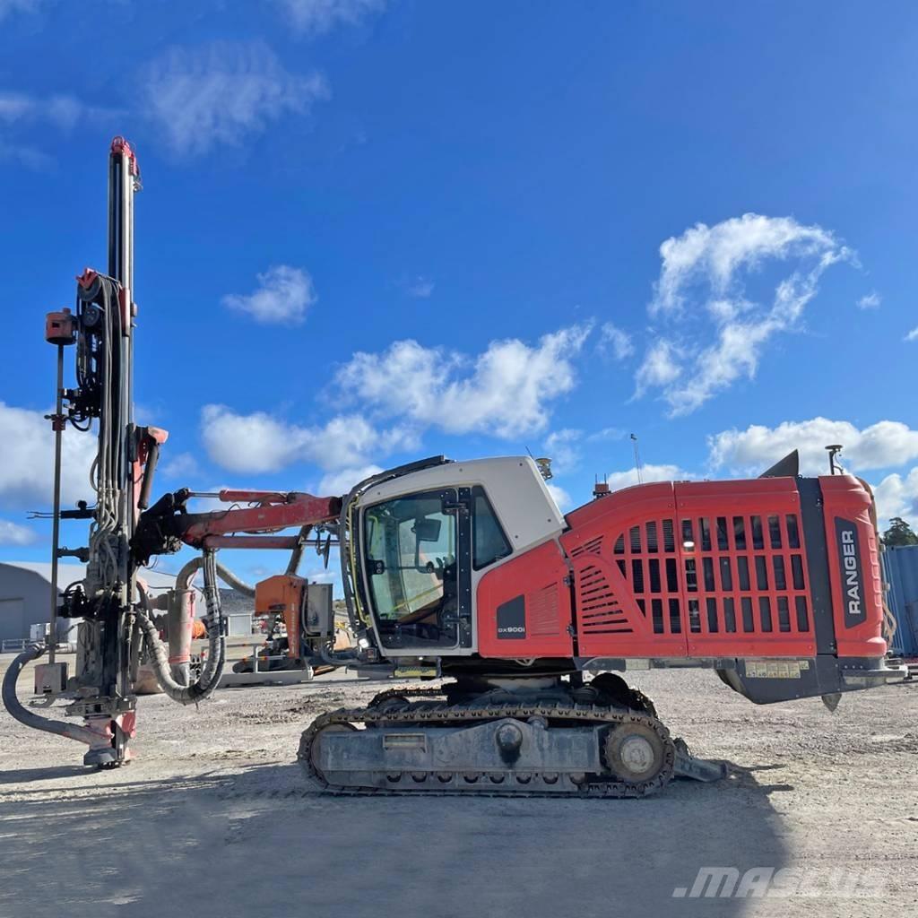 Sandvik DX800i 鑽孔機