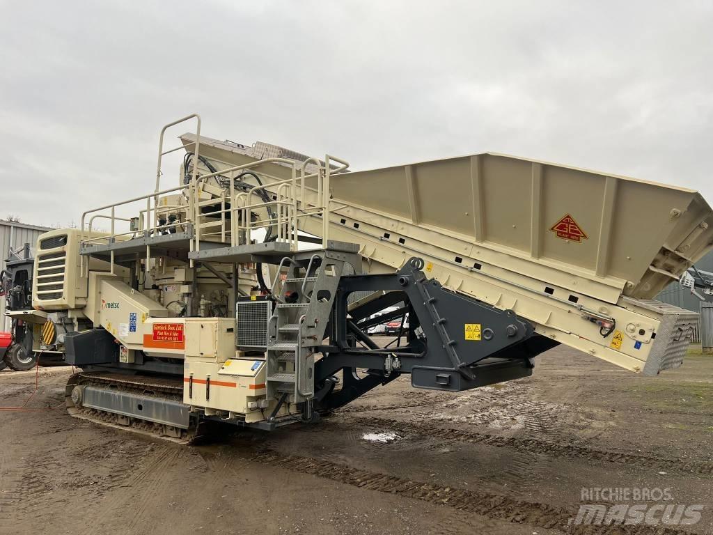 Metso LT 300 HP 移動式壓碎機
