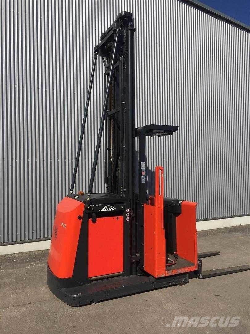 Linde V12 高舉式裝載機