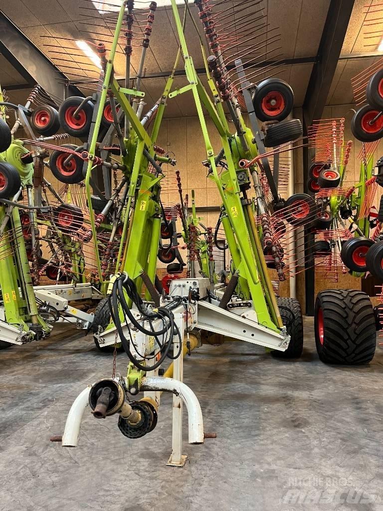 CLAAS LINER 3500 HHV 耙與翻草機