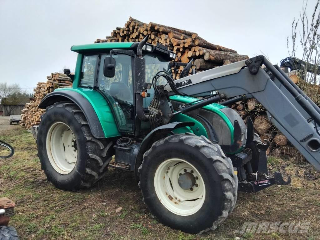 Valtra N 142 D 曳引機
