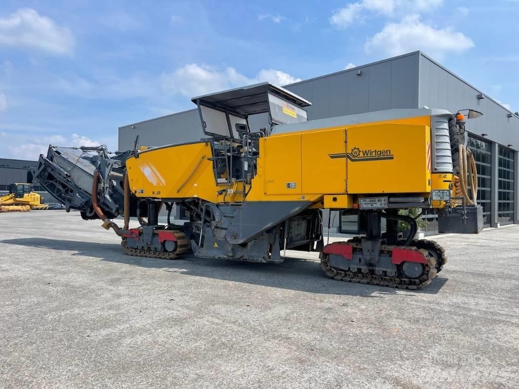 Wirtgen W250i 瀝青冷銑刨機/銑床