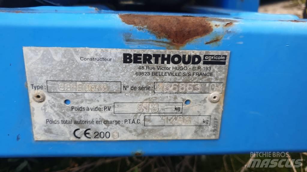 Berthoud Winair 1500 肥料撒佈機