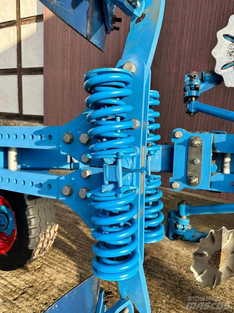 Lemken Europal 8 雙向犁