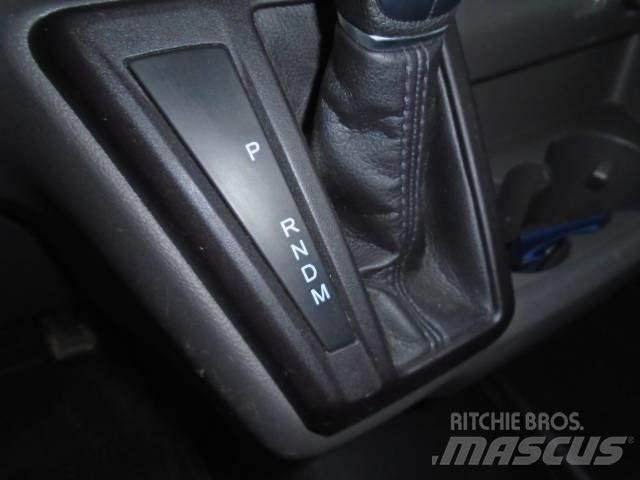 Ford Transit 250 廂式貨物運輸車