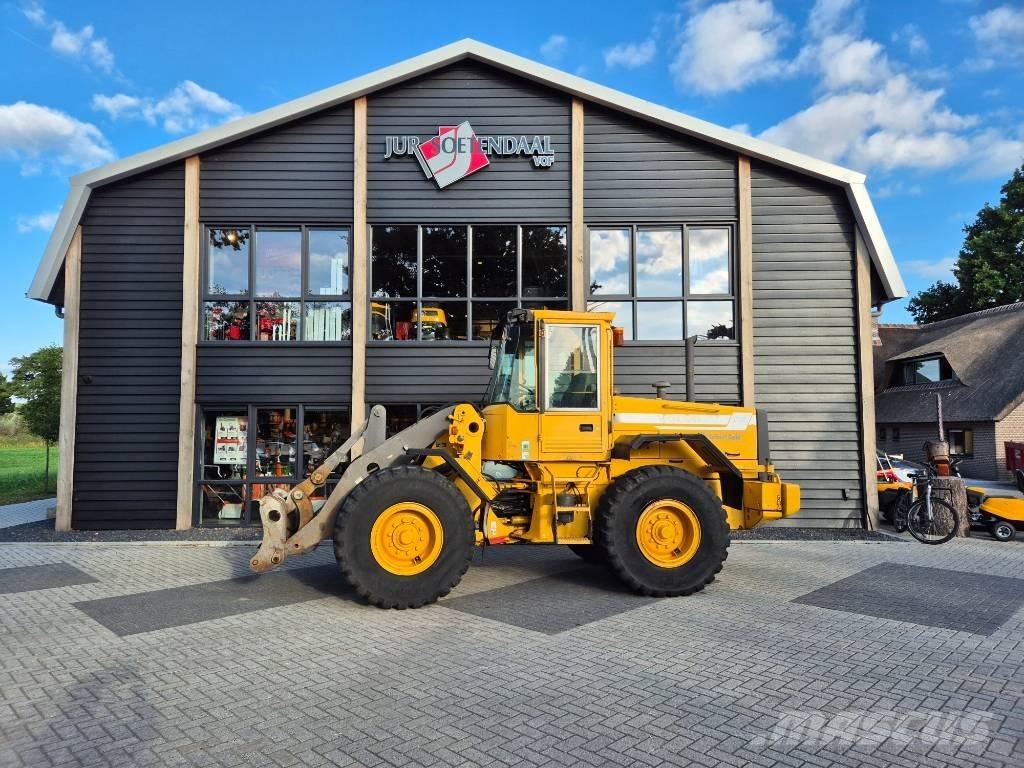 Volvo L 70 C 輪胎式裝載機