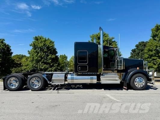 Kenworth W 900 曳引機組件