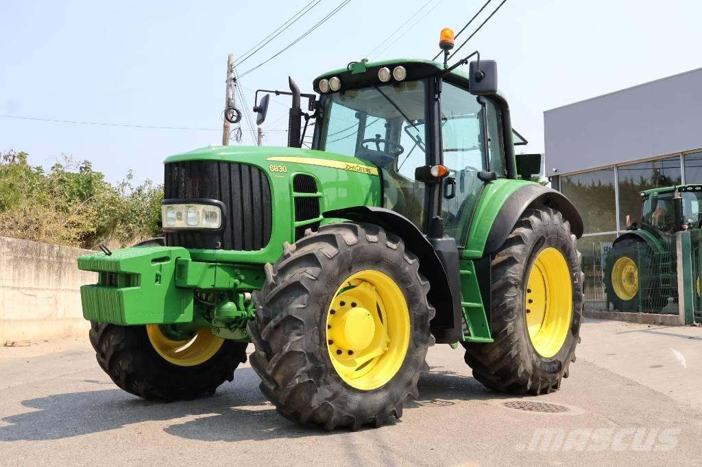 John Deere 6830 曳引機
