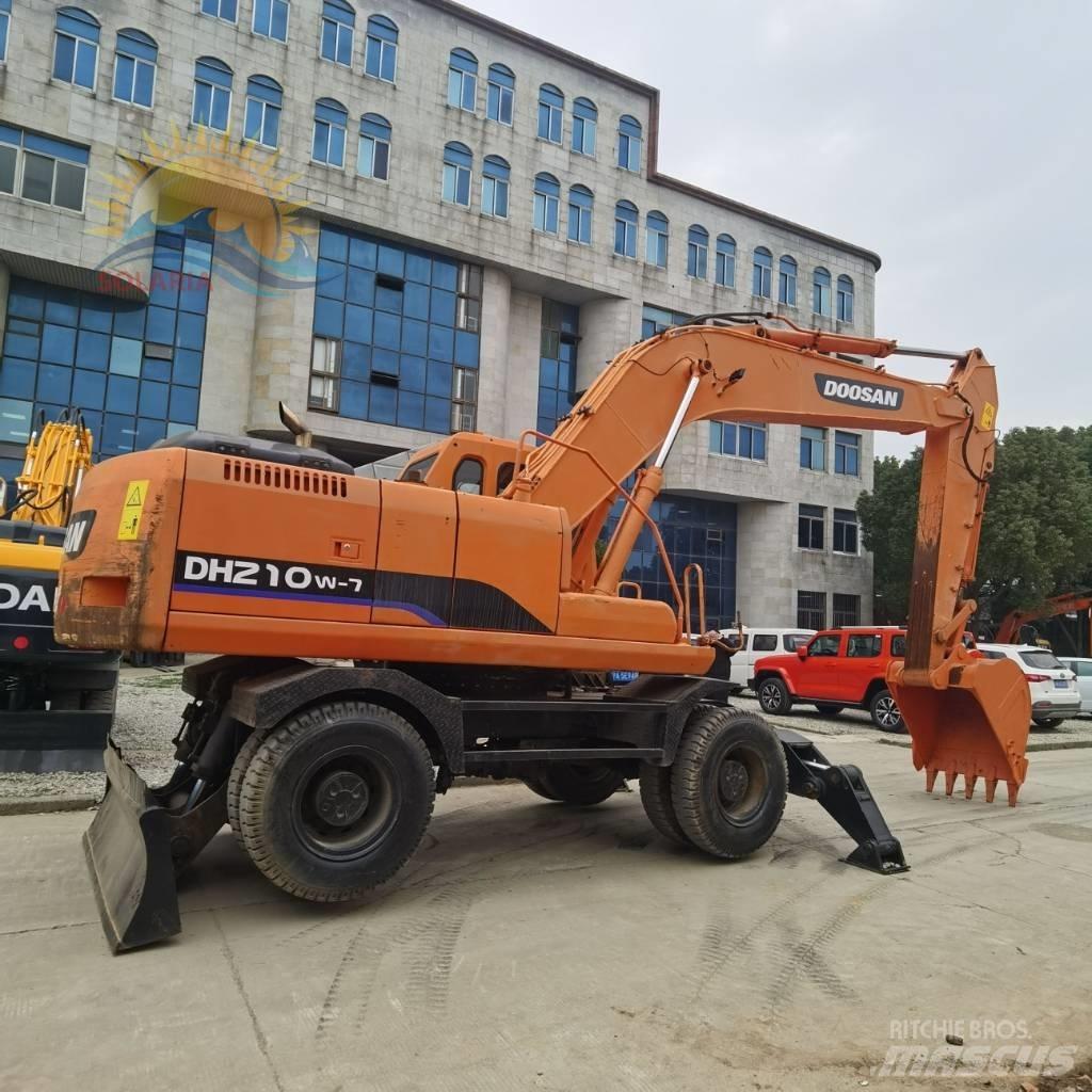 Doosan DH 210 W-7 旋轉式挖土機/掘鑿機/挖掘機