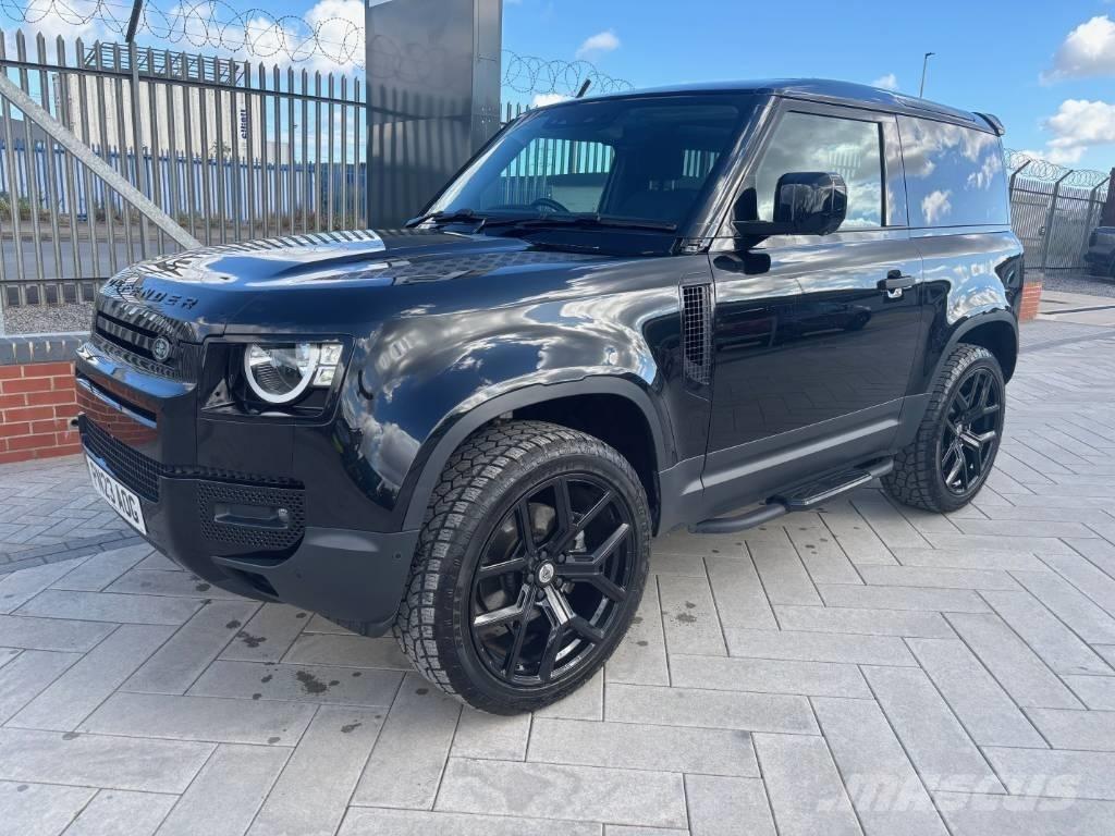 Land Rover Defender 廂式貨物運輸車
