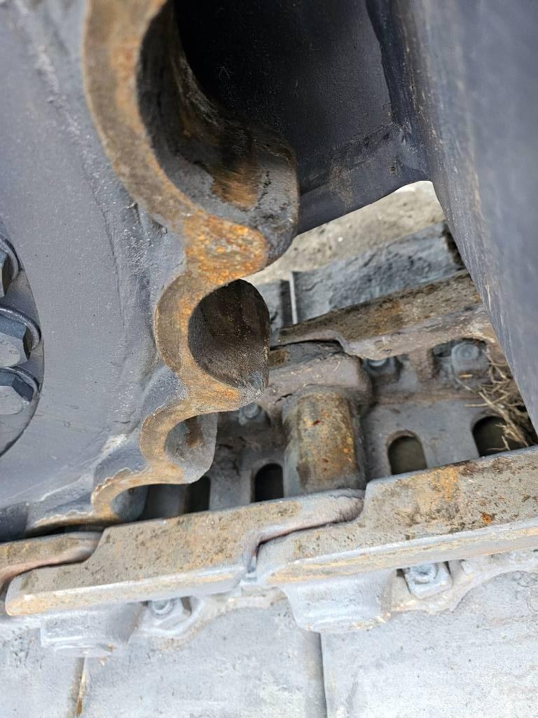 Fuchs RHL 335 廢棄物/工業用操作車