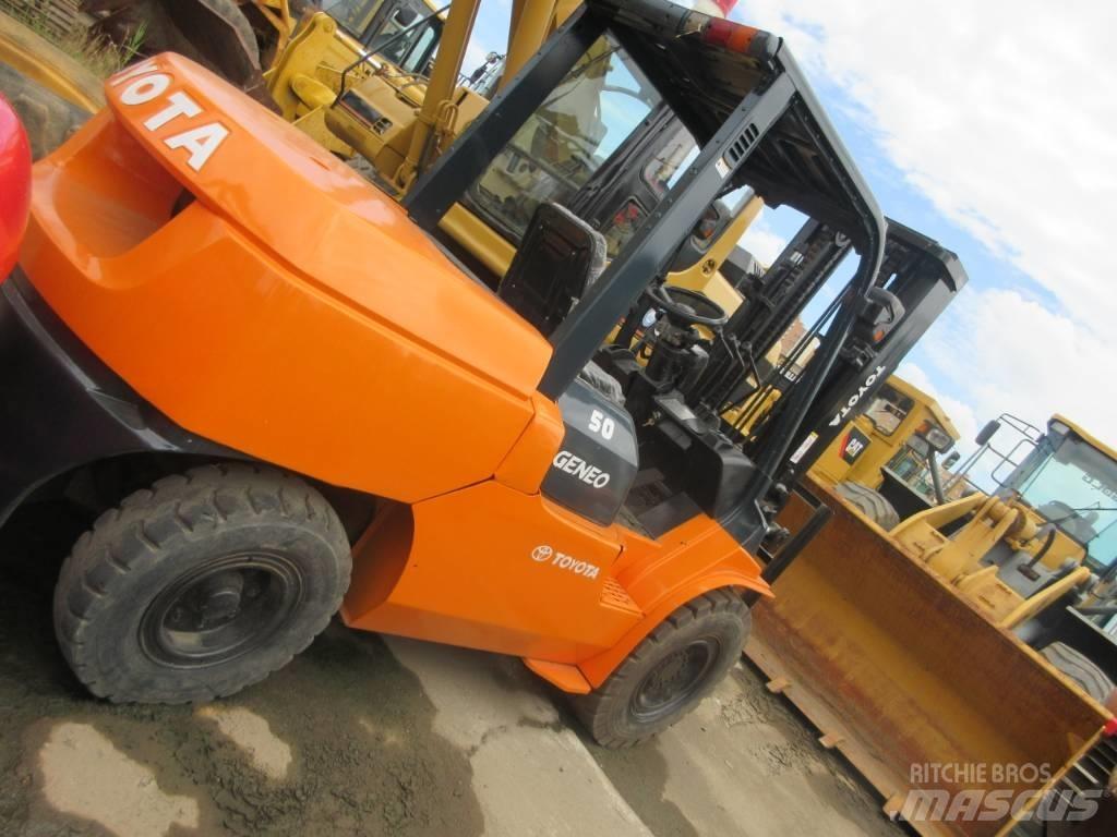 Toyota FD 50 柴油卡車