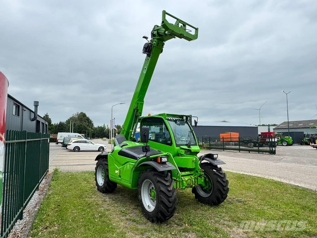 Merlo TF42.7CS 農業用伸縮臂裝載機