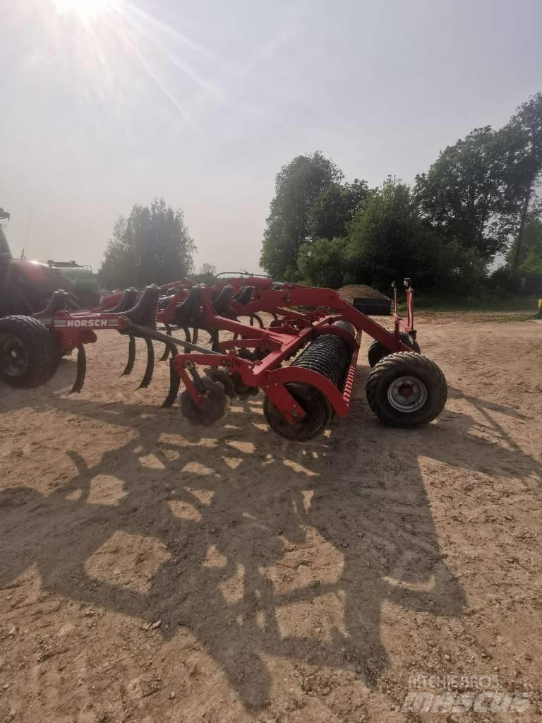 Horsch Terrano 5 FX 中耕管理機