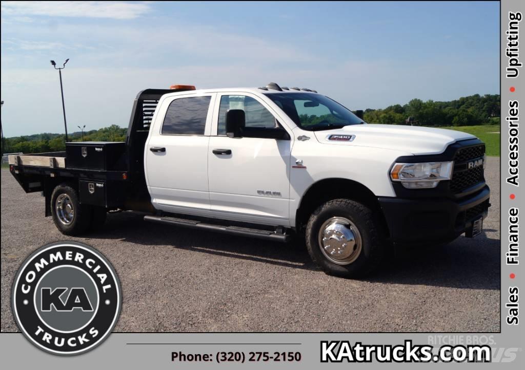 RAM 3500 TRADESMAN 平板式/側卸式卡車
