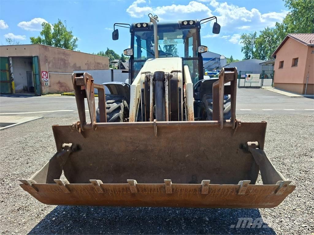 Terex TLB 990 4X4 其他